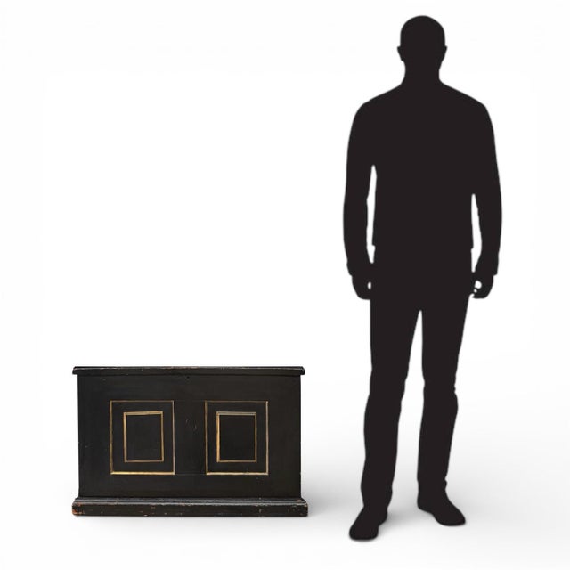Late 19th Century Painted Cedar Blanket Chest in Black and Gold For Sale - Image 10 of 10