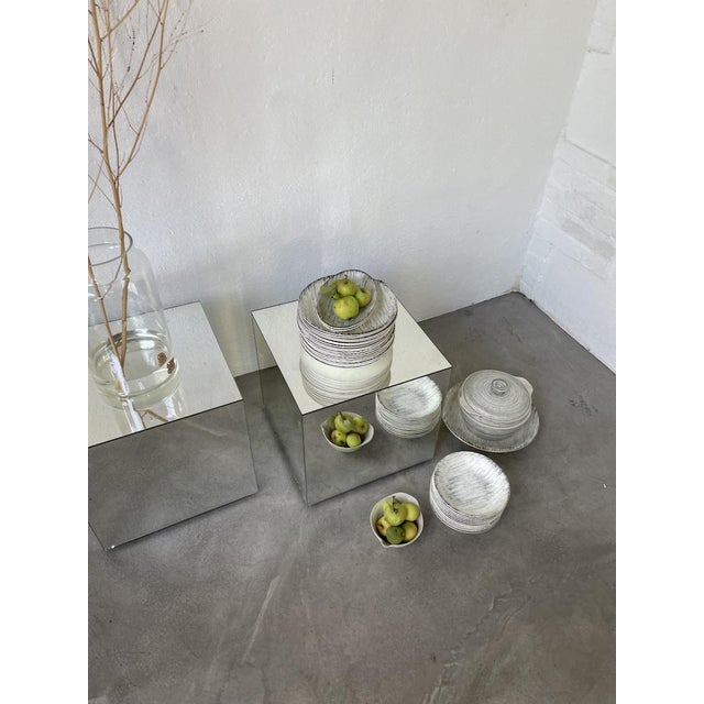 Plates and Dishes Bazas De Salins, 1960, Set of 34 For Sale - Image 3 of 18