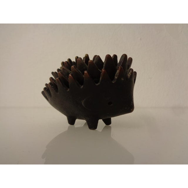 Black Hedgehog Ashtrays, 1950s, Set of 6 For Sale - Image 8 of 15
