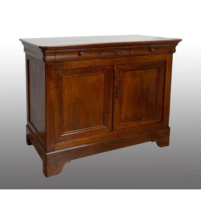 Antique Provençal Sideboard with a Hooded Top in Solid Walnut, France, 19th Century For Sale - Image 4 of 4