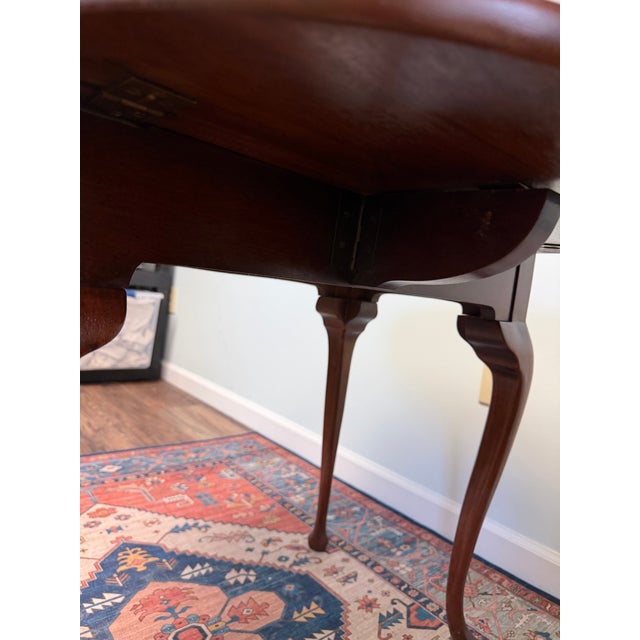 Pair of Early 20th Century Traditional Queen Anne–Style Drop-Leaf Side Tables For Sale - Image 9 of 9