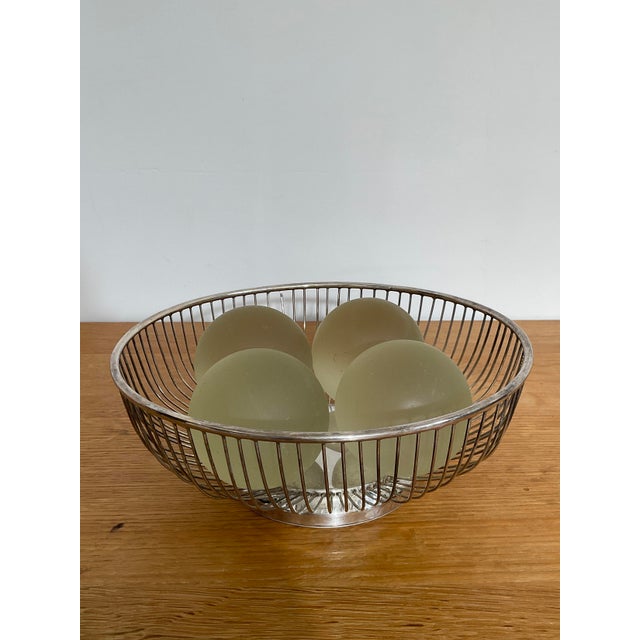 1960s Vintage Leonard Silverplated Wire Work Round Bread Basket For Sale - Image 5 of 10