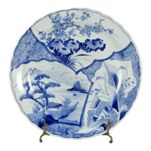 Japanese 19th Century Porcelain Imari Plate with Painted Blue and White Décor