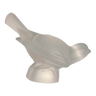 Late 20th Century Lalique Frosted Crystal Glass "Moineau Coquet" Sparrow Bird Paperweight Figurine Collectible For Sale
