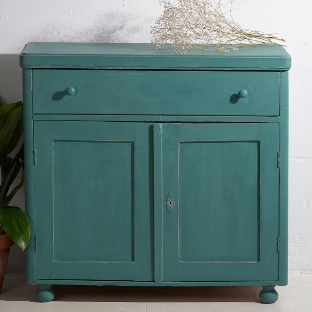 Antique emerald green living room dresser (c.1920) Approximate age: 150 years Material: Pinewood Our antique chest of...