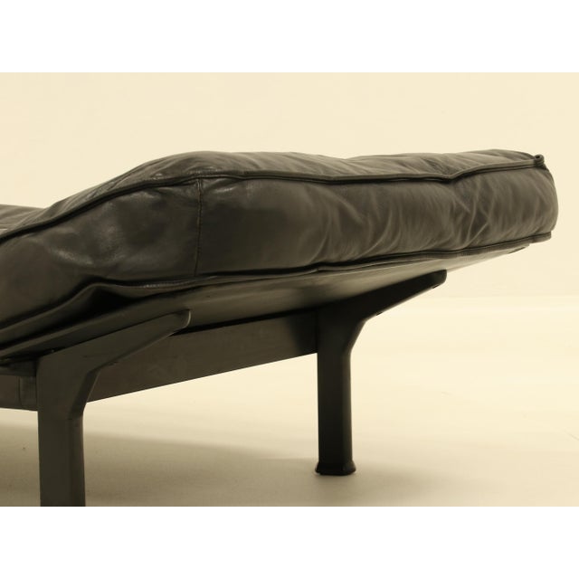 Daybed in Black Leather by Zanotta, 1990s For Sale - Image 13 of 18