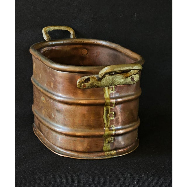 Early 20th Century Antique French Copper Jardinière With Brass Handles – 19th Century Vintage Planter For Sale - Image 5 of 9