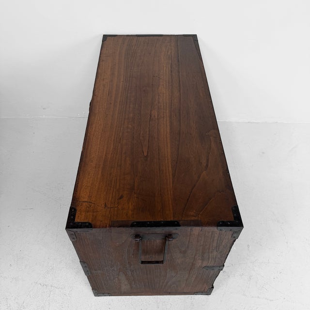 Shōwa Japanese Low Tansu Chest of Drawers, 1940 For Sale - Image 4 of 12