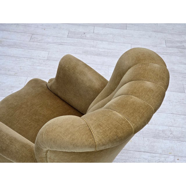 Vintage Danish Lounge Chair in Green Furniture Velour and Oak, 1960s For Sale - Image 17 of 18