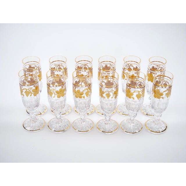Mid 20th Century Val Saint Lambert Set of 12 Gilt Gold-Decorated Tableware Flute Service For Sale - Image 5 of 14