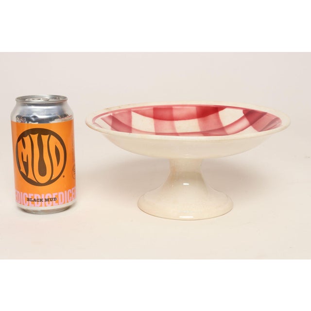 1950s Vintage French Modern Raspberry Tartan Plaid Pedestal Cake Stand by Faïencerie Givors For Sale - Image 5 of 11