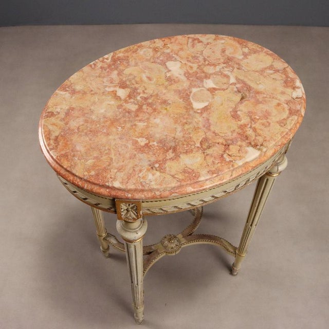 Italian Neoclassical Style Coffee Table in Wood For Sale - Image 9 of 11