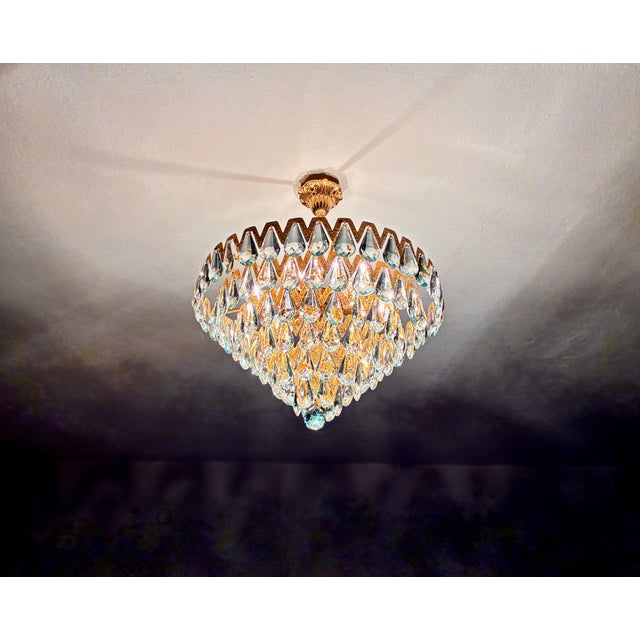 Glass 1960s Luxury Mid-Century Style Natural High-Gleam Solid Brass & Ice-Blue Turquoise Crystal 6-Light Flush Mount Chandelier For Sale - Image 7 of 9