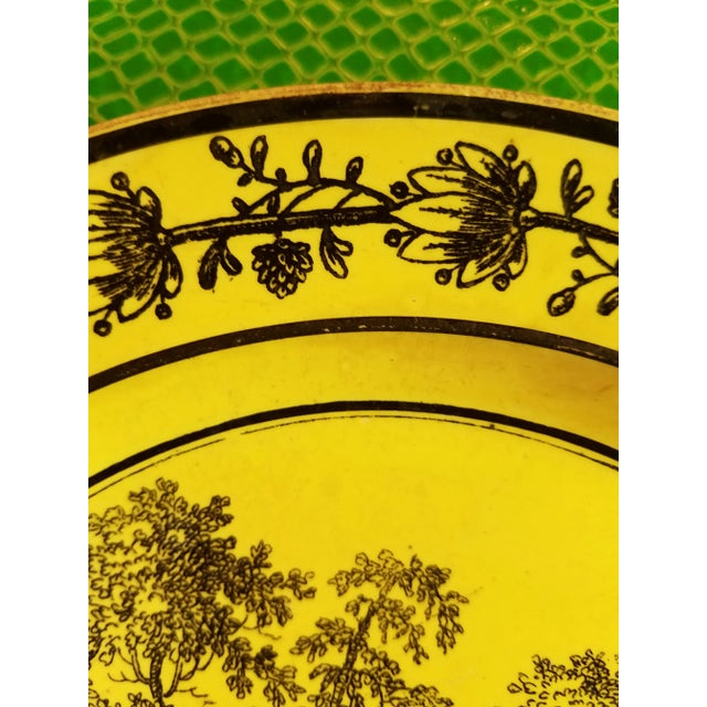 18th Century French Canary Yellow Creil Plates With Hunting Scenes - a Pair For Sale In Philadelphia - Image 6 of 10
