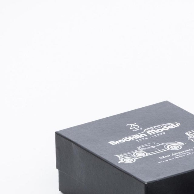 Toys - Brooklyn Models (1974-1999) - Limited Edition. Limited edition 25th anniversary silver set in 1/43 scale. Composed...