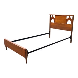 Vintage Mid Century Modern Walnut Twin Bed Frame For Sale