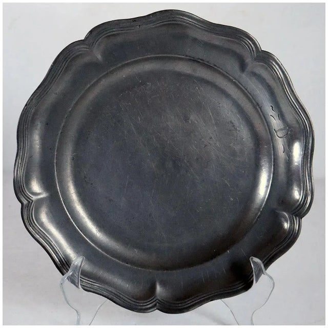 Traditional French Pewter Wavy Edge Multi-reed Plate For Sale - Image 3 of 7