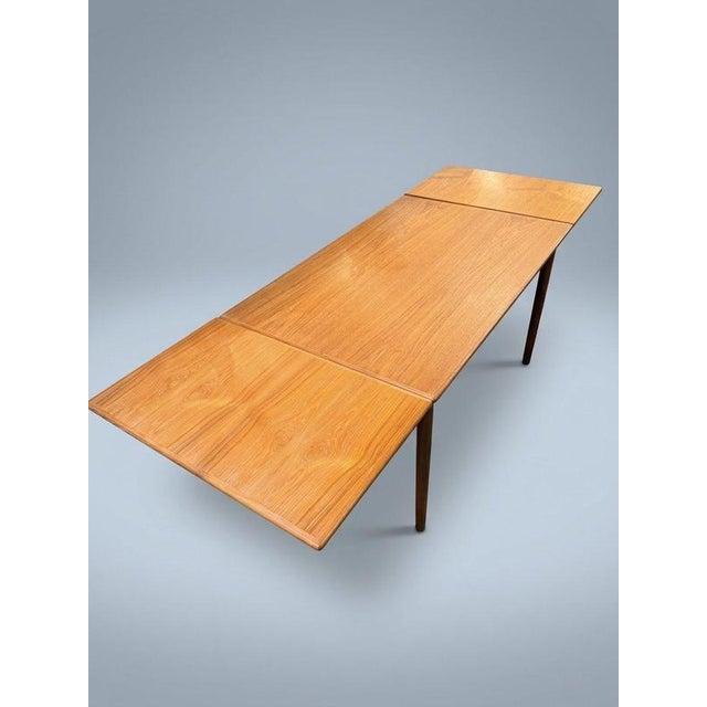 1960s Mid-Century Danish Teak Extending Dining Table, 1960s For Sale - Image 5 of 8