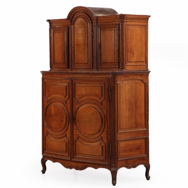 French Provincial Two-Piece Oak Cabinet, C 1880 For Sale In Philadelphia - Image 6 of 9
