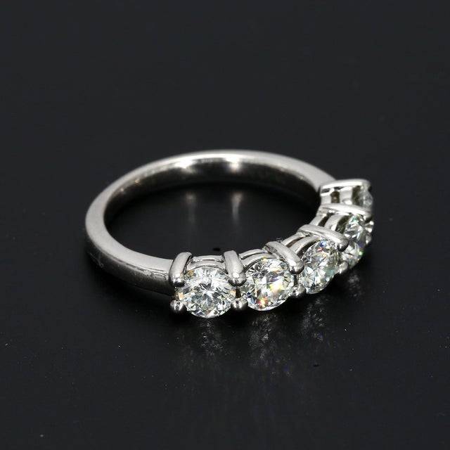 Stone Information - --------------------------------------------- Primary Stone(s): - Stone Grading: - Origin: Natural -...