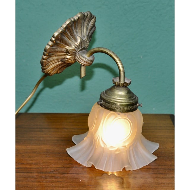 Metal and Glass Wall Light, 1950s, in Restored conditions. Designed 1950 to 1959 European Plug (up to 250V).The wiring of...