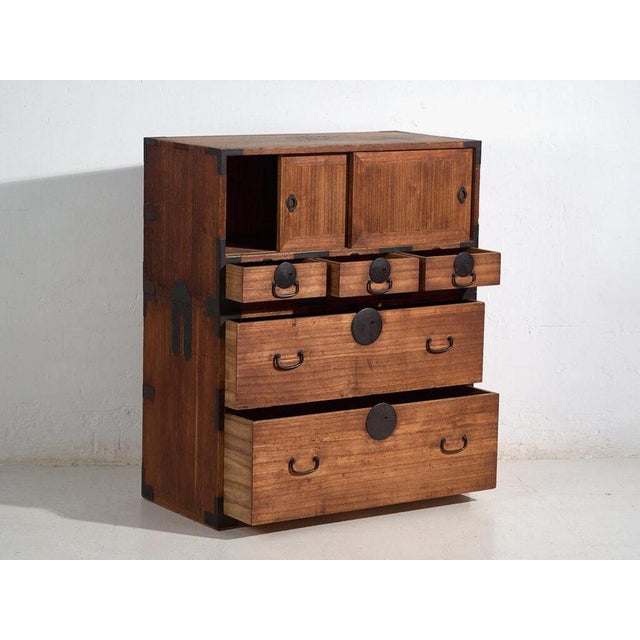 Antique Japanese Tansu in Wood For Sale - Image 3 of 14