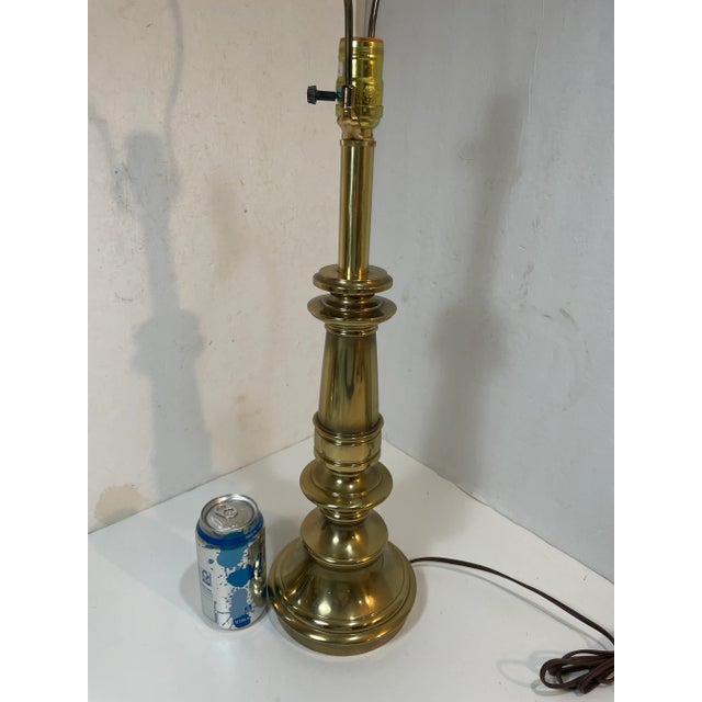 Mid-Century Modern Vintage Stiffel Sold Brass Table Lamp - MCM - Hollywood Regency For Sale - Image 3 of 8