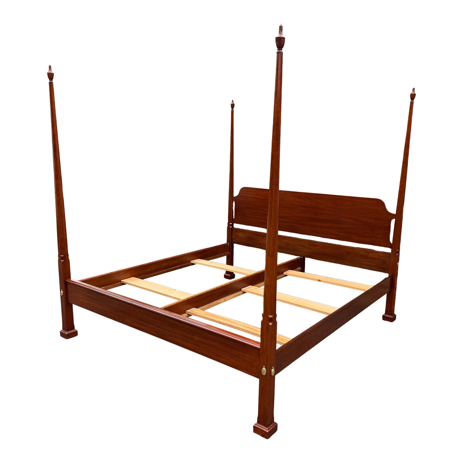 Henkel-Harris King Size Wild Black Cherry Pencil Four-Poster Bed