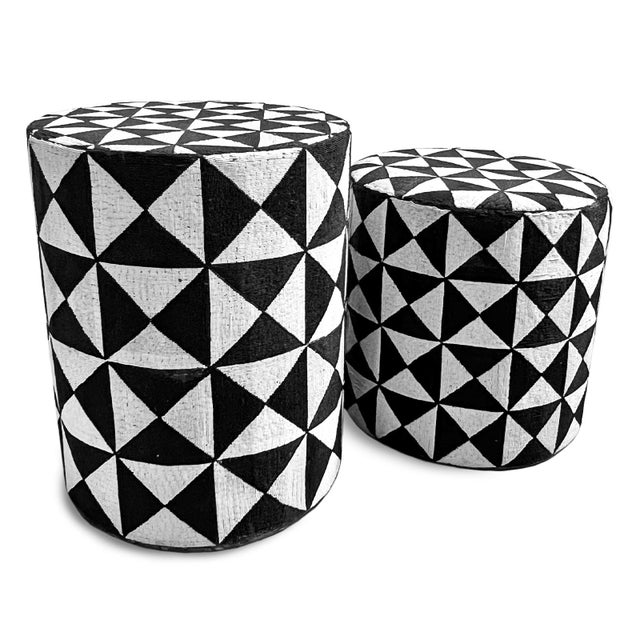 Early 21st Century Vintage Black & White Yoruba Beaded Stool Table Large For Sale - Image 5 of 8