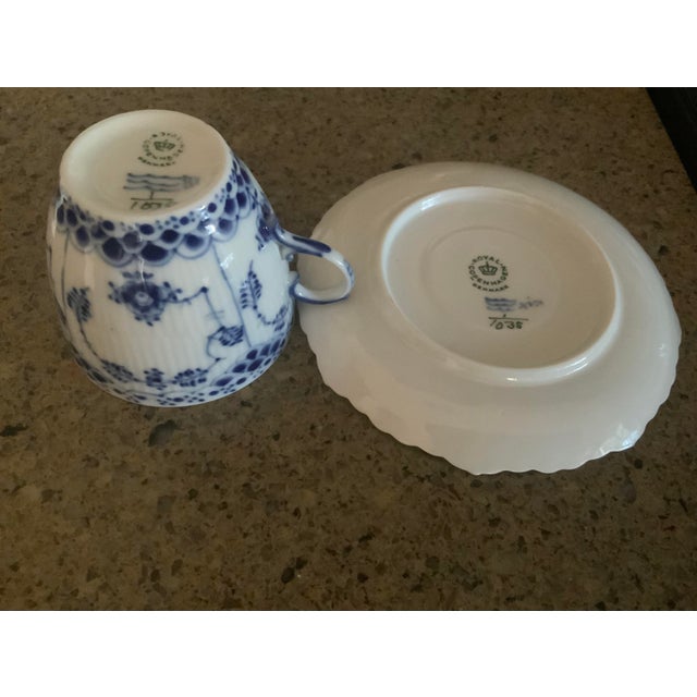 Traditional 1980s Royal Copenhagen Blue Fluted Half Lace Cup & Saucer 1035 For Sale - Image 3 of 9