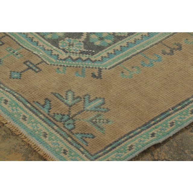 Traditional Vintage Turkish Runner With Blue Medallion & Floral Border - Rug & Kilim For Sale - Image 3 of 9