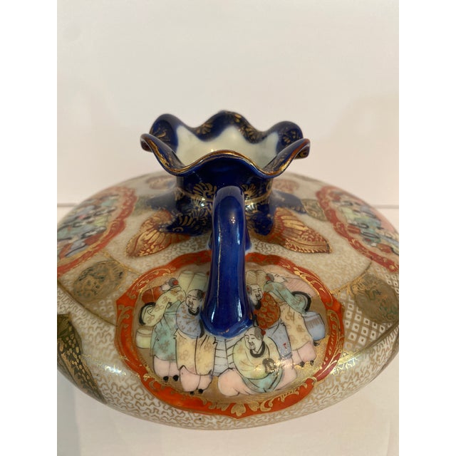Kutani Japanese 3 Leg Porcelain Vase For Sale In Sacramento - Image 6 of 14