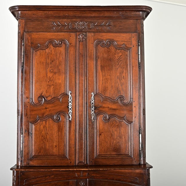 French 19th Century Solid Oak Louis XV Buffet À Deux Corps For Sale - Image 13 of 15