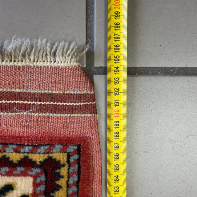 Yalameh Rug with Fine Geometric Pattern by Ignoto For Sale - Image 9 of 11