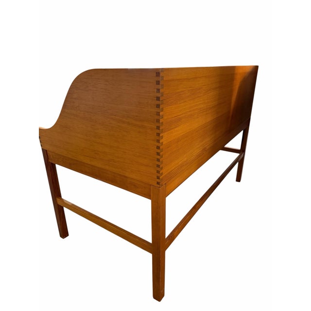 Wood 1970s Danish Modern Solid Oregon Pine Writing Desk by Andreas Hansen for Hadsten Træindustri For Sale - Image 7 of 9