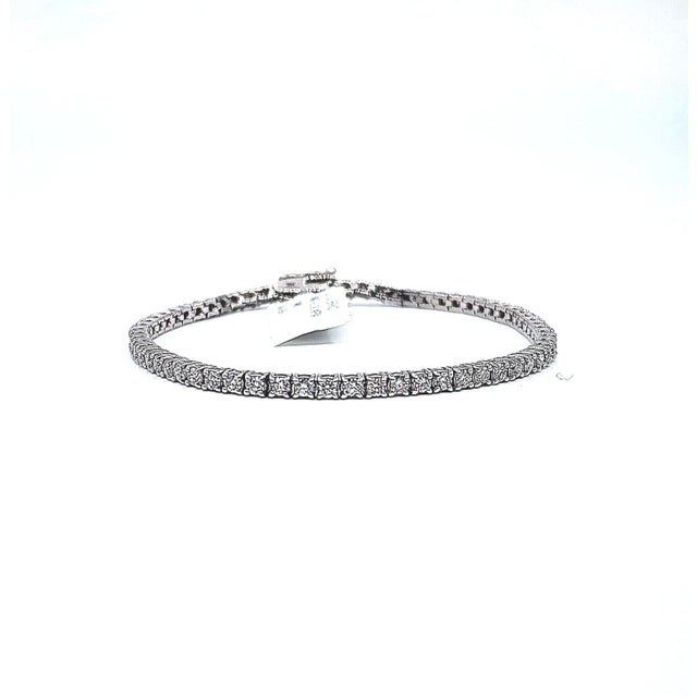 Silver 2.00 Ct Diamond Tennis Bracelet For Sale - Image 8 of 8