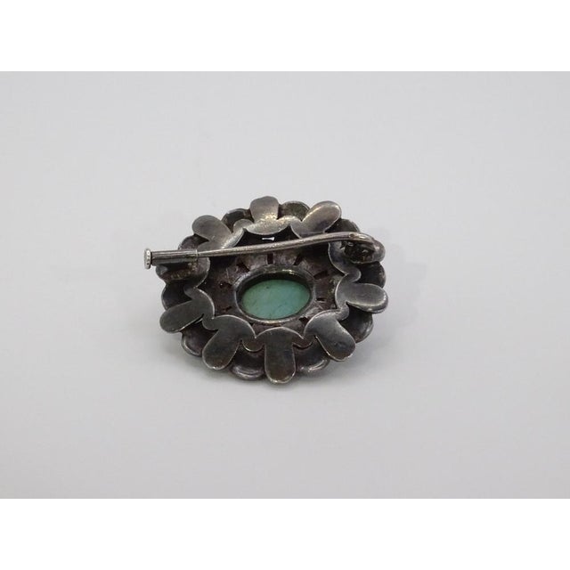 Art Nouveau Cabochon Flower Brooch in Antiqued Metal, Enamel and Turquoise, France, 1920s For Sale - Image 12 of 18