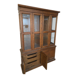 1970s Henredon Scene One China Cabinet Lighted