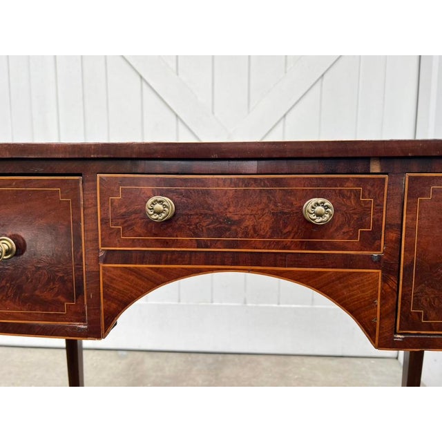 This elegant small Georgian style dressing table/desk or sideboard has classically decorative inlay and beautiful...