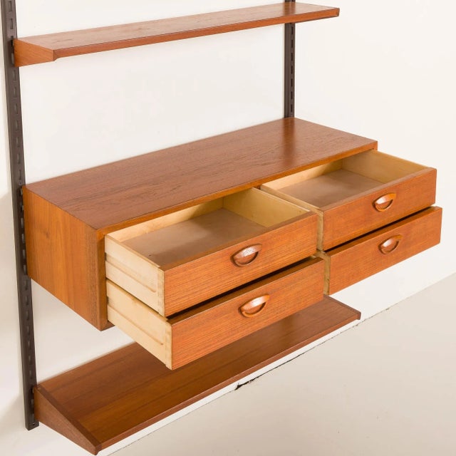 Brown Vintage Teak Wall Unit by Kai Kristiansen for FM Mobler, 1960s For Sale - Image 8 of 15