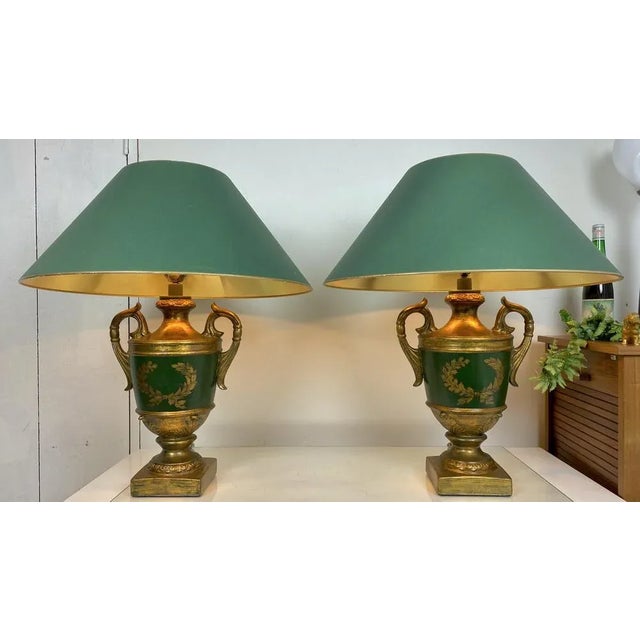 Baroque Vintage Classic Baroque-Style Painted Ceramic Urn Table Lamps, Set of 2 For Sale - Image 3 of 17
