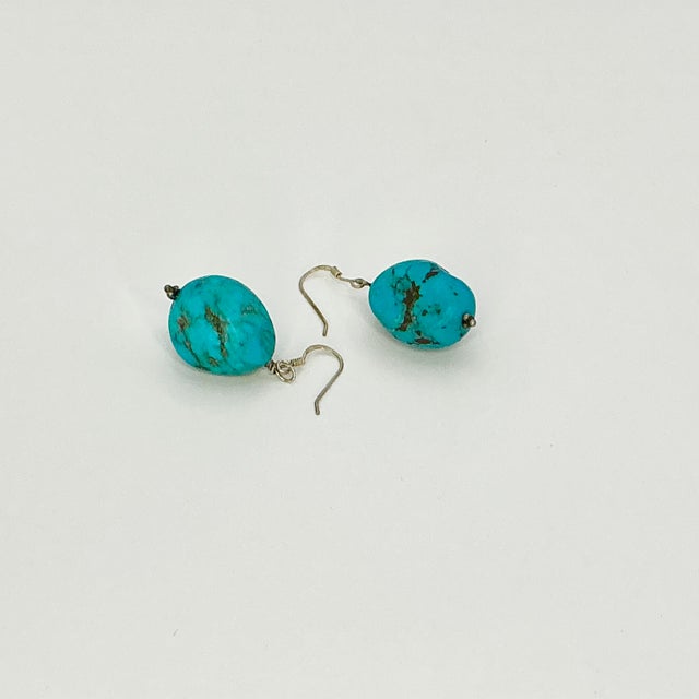 1980s 1980s Vintage Southwestern Navajo Faux Turquoise Nugget Pierced Dangle Drop Earrings - A Pair For Sale - Image 5 of 8