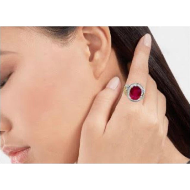 Oval 7.5 Carat Treated Ruby and 1 Carat Diamond 14 Karat Yellow Gold Ring For Sale - Image 18 of 18