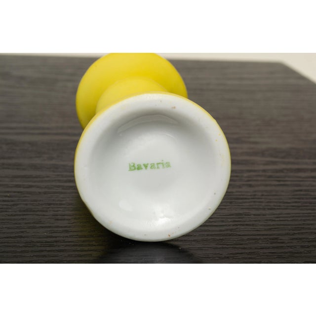 Mid-Century Modern Vintage 1940s Yellow Bavarian Perfume Bottle With Glass Wand For Sale - Image 3 of 4