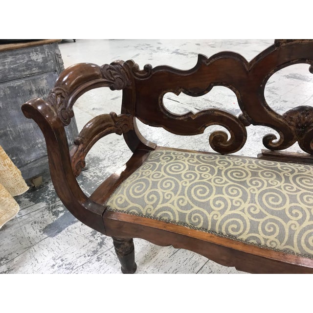 Rustic European 1950s Continental Carved Wood Bench with Turned Legs & Upholstered Seat in Designer Fabric For Sale - Image 3 of 10