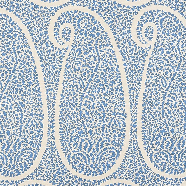 Sample - Schumacher Ambala Paisley Sisal Wallpaper in Bright Blue For Sale