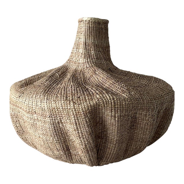 Oversized Sculptural Woven Vessel – Natural Fiber Statement Decor For Sale
