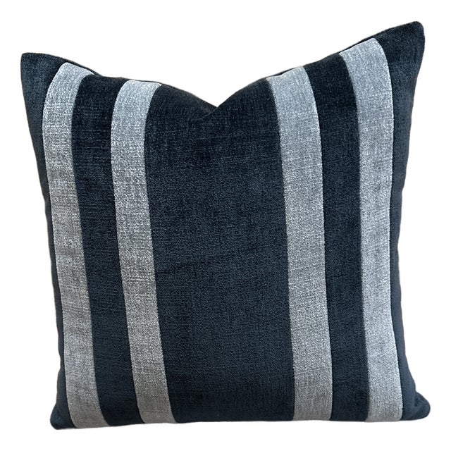 Handcrafted Decorative Pillow Case For Sale