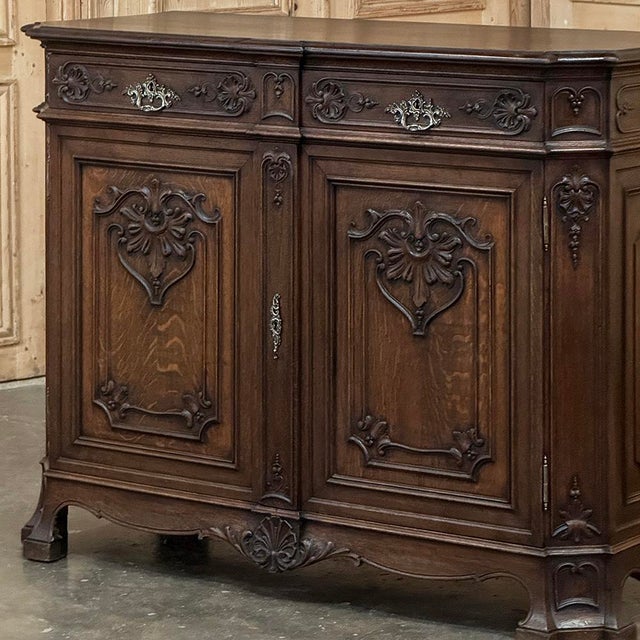 19th Century Liegoise Louis XIV Buffet ~ Credenza For Sale - Image 10 of 18