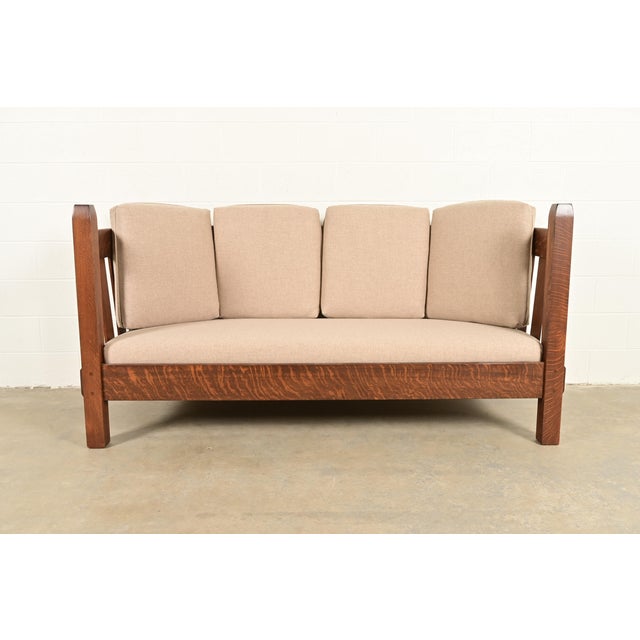 Mission Stickley Brothers Antique Mission Oak Arts and Crafts Settle Sofa, Fully Restored For Sale - Image 3 of 12